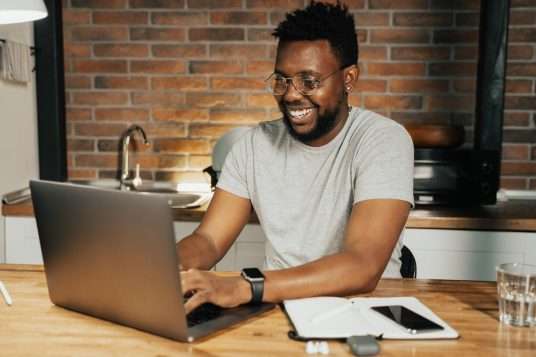 Por qué la formación online es rentable y eficiente para las empresas