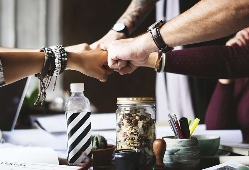 The 7 best practices for developing an effective onboarding process (this is how the top companies are doing it)