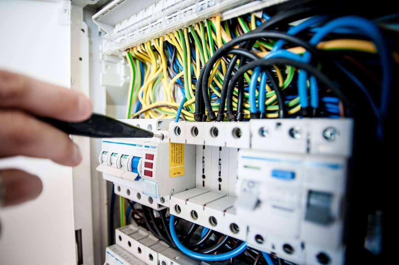 Cables connection