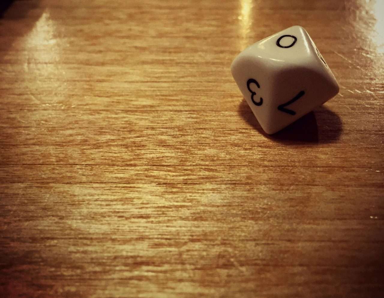 How to learn better? Playing a game