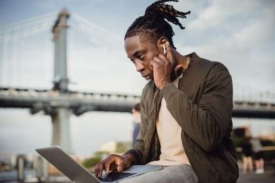 Comment mettre en œuvre avec succès un programme de<em> game-based learning</em> pour la formation en entreprise